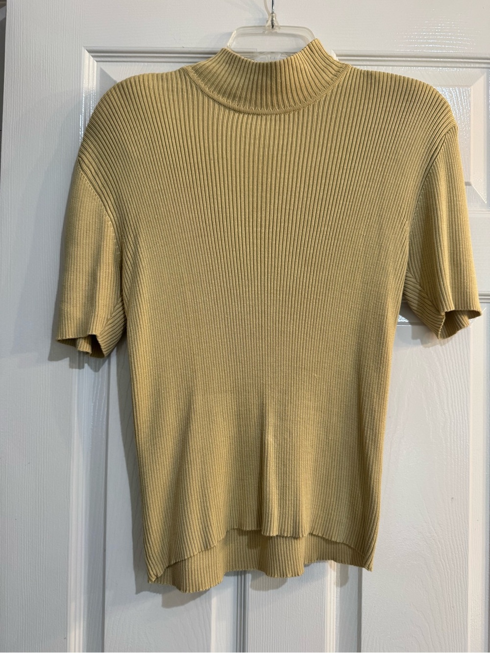 Vintage Jones New York Silk Ribbed Mock Neck Top in Gold